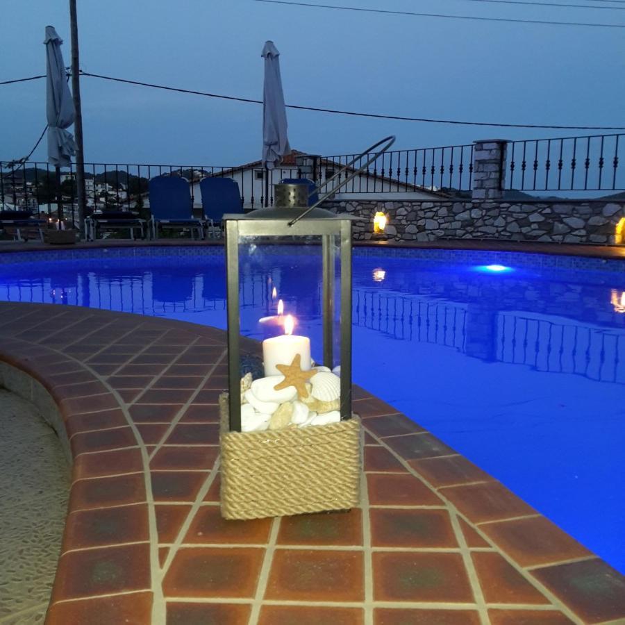 Villa Nina Adult Only Skiathos-Stadt Exterior foto