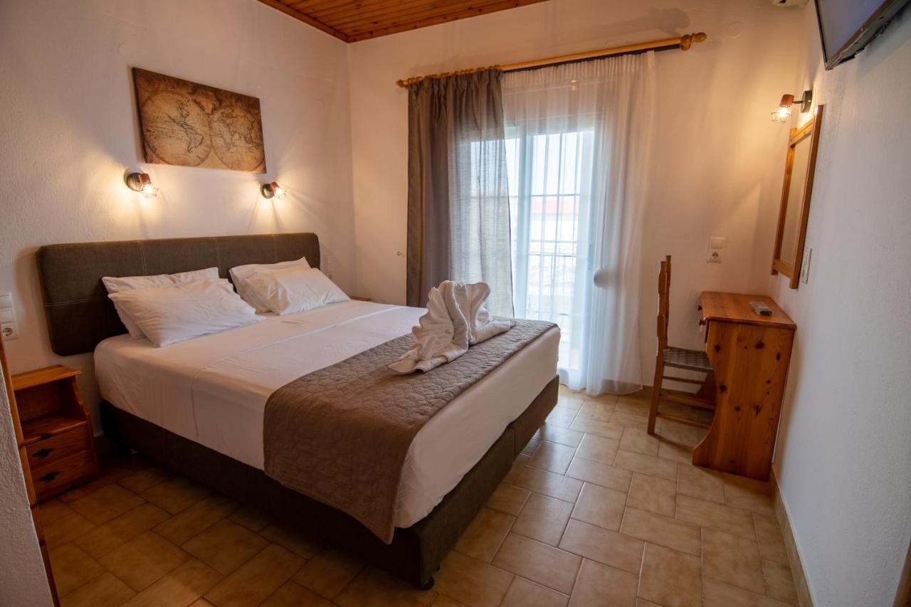 Villa Nina Adult Only Skiathos-Stadt Exterior foto