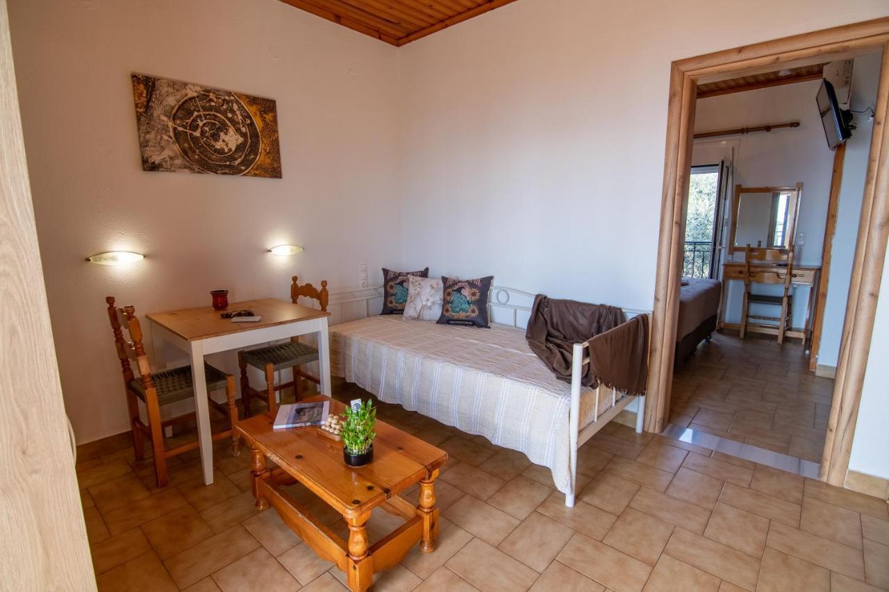 Villa Nina Adult Only Skiathos-Stadt Exterior foto
