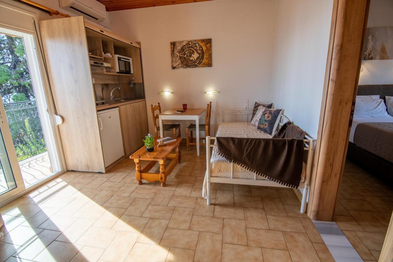 Villa Nina Adult Only Skiathos-Stadt Exterior foto