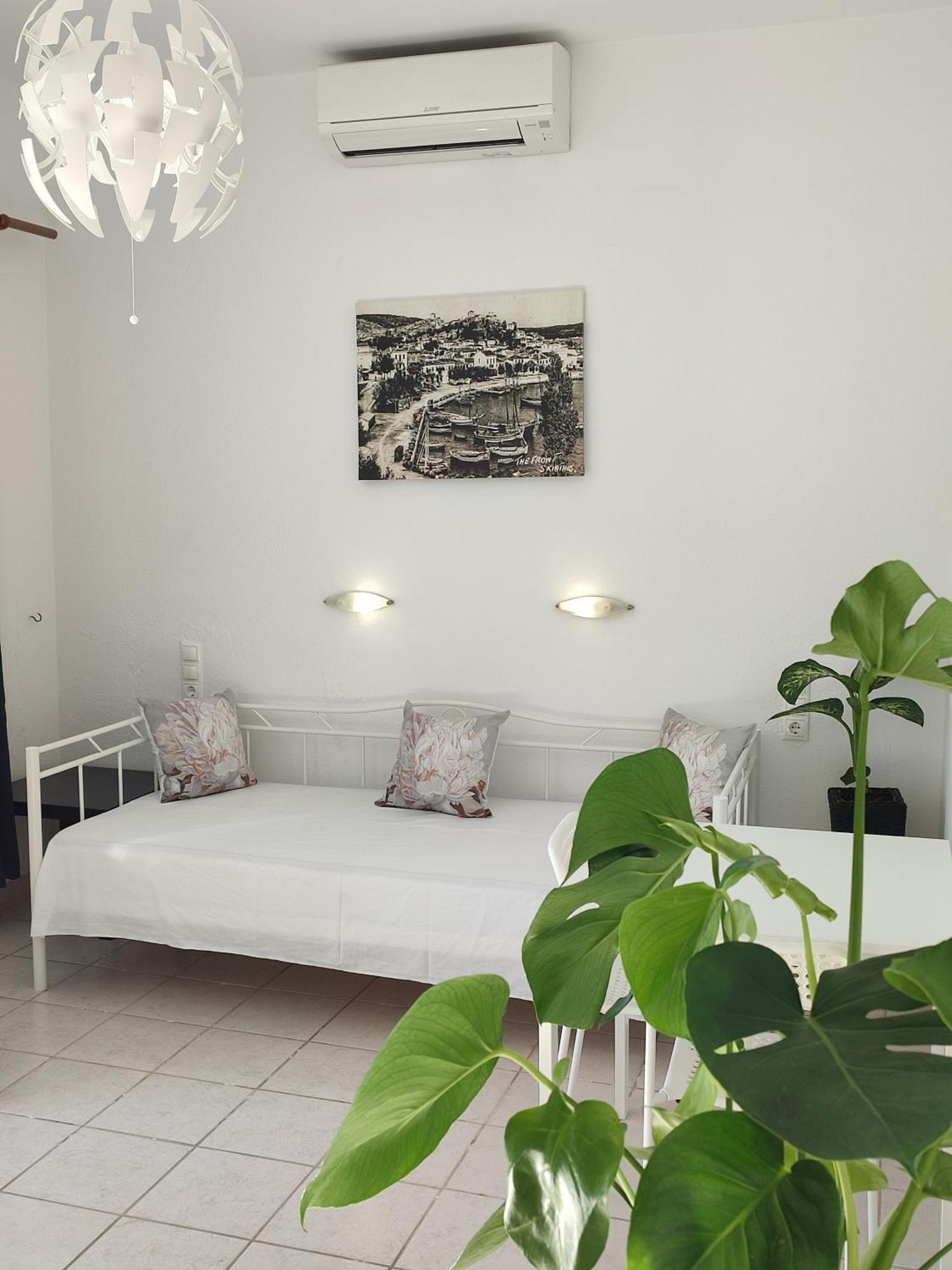 Villa Nina Adult Only Skiathos-Stadt Exterior foto