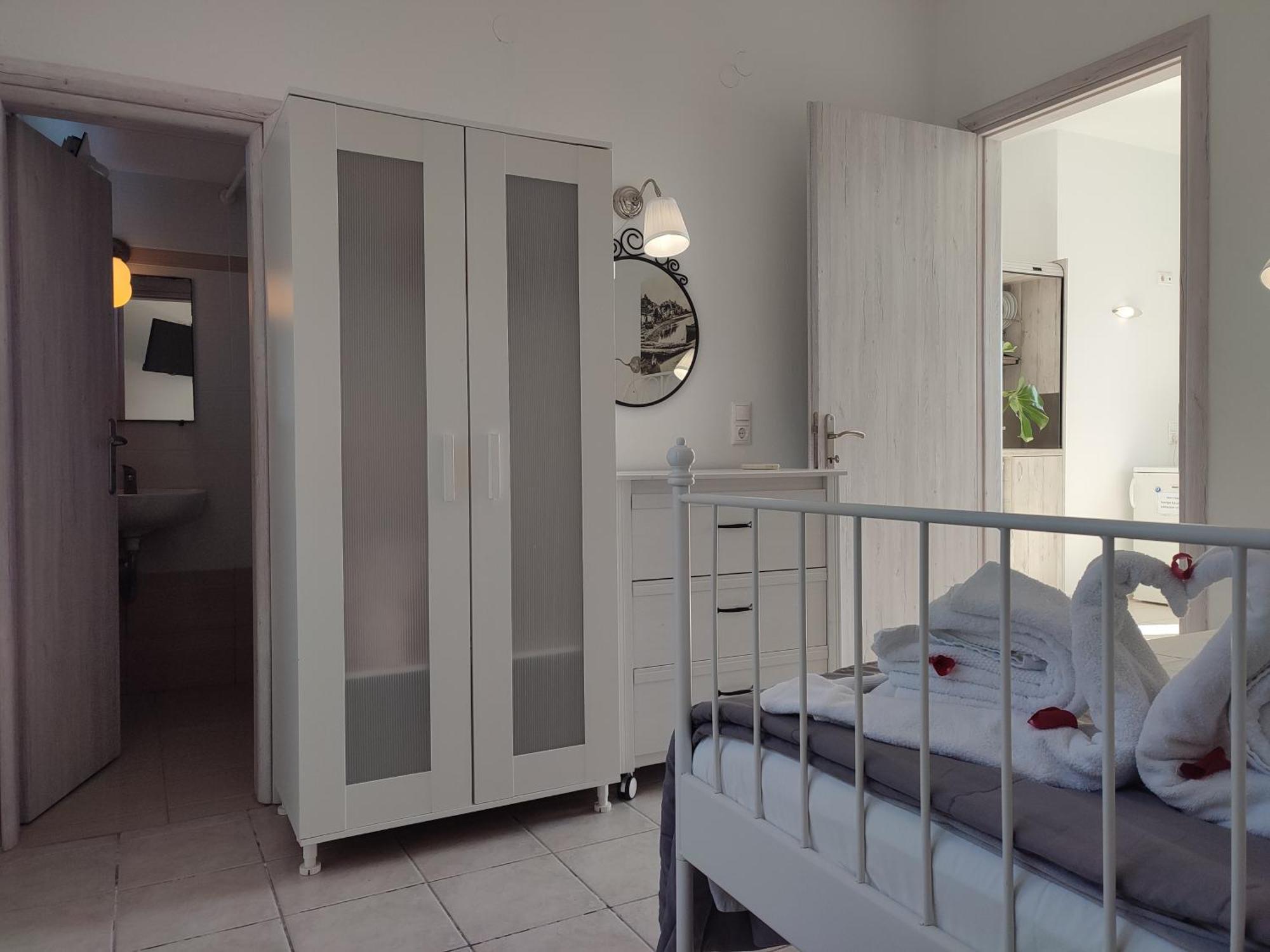 Villa Nina Adult Only Skiathos-Stadt Exterior foto