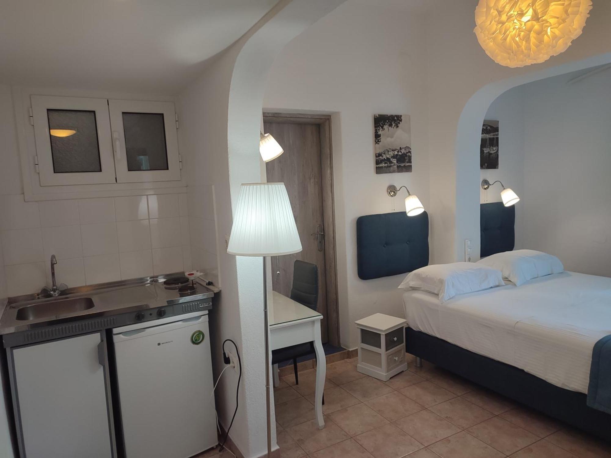Villa Nina Adult Only Skiathos-Stadt Exterior foto