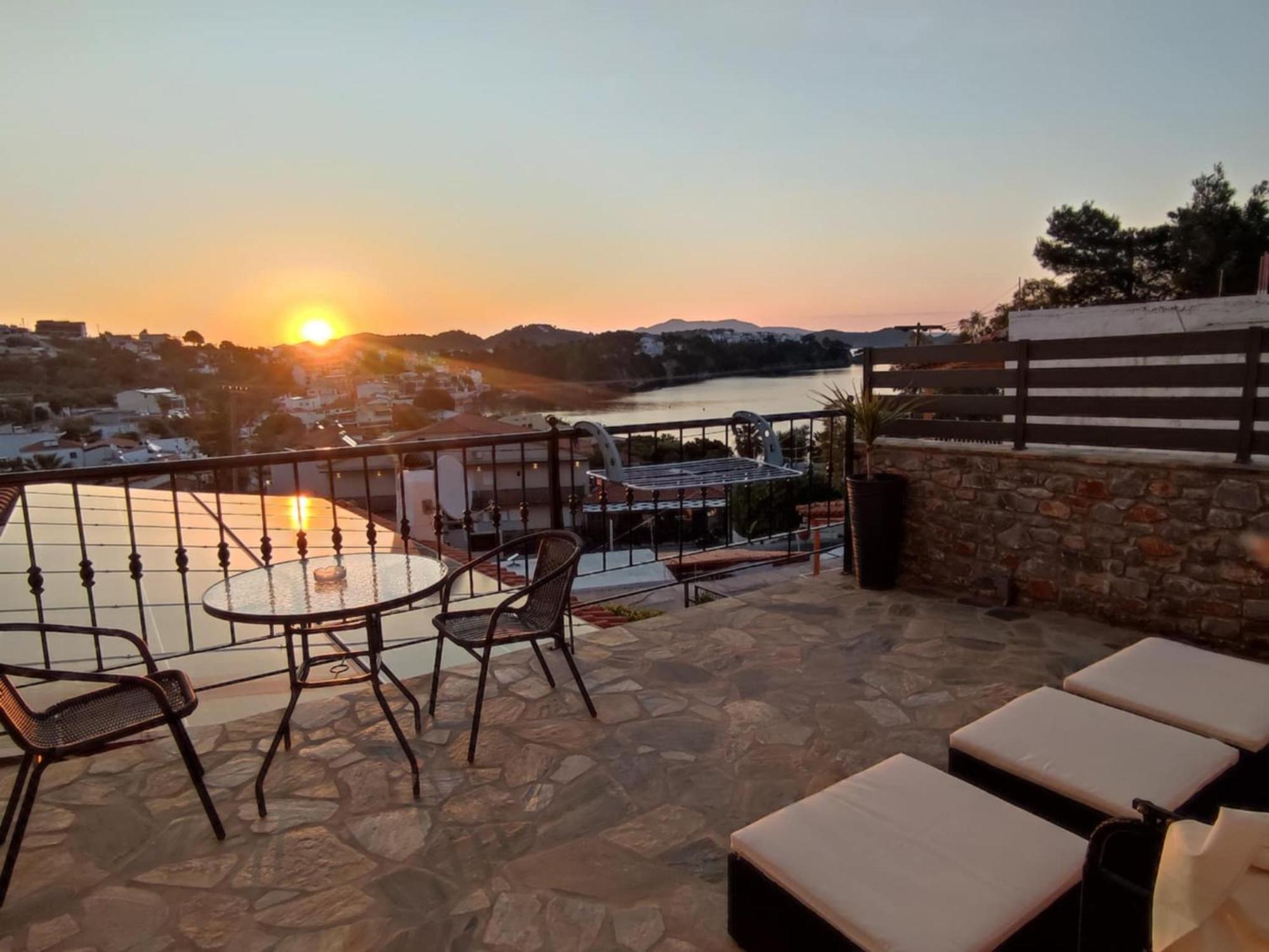 Villa Nina Adult Only Skiathos-Stadt Exterior foto